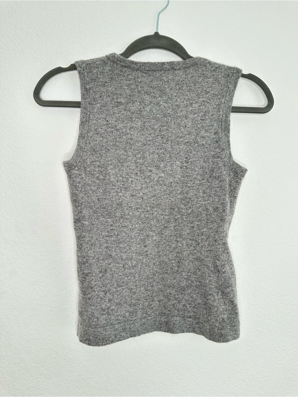 Banana Republic Cashmere Wool Knit Tank Top Small S Gray Italian Yarn Luxury - Picture 8 of 9